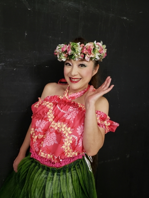 Moanike'aLa ANNA フラ&ダンススタジオの講師紹介